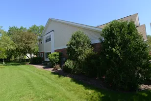 208 Winnsboro Ct, Schaumburg, IL 60193 - Photo 28