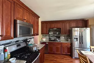 8079 Catawba Ln, Hanover Park, IL 60133 - Photo 8
