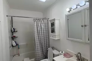 8079 Catawba Ln, Hanover Park, IL 60133 - Photo 18