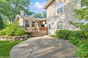 1400 Meyer Rd, Hoffman Estates, IL 60169 - Photo 22