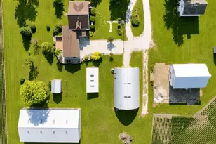 10168 N 600 E Rd, Gridley, IL 61744 - Photo 2