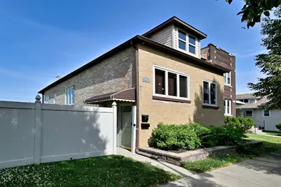 1012 N 24th Avenue, Melrose Park, IL 60160 - Photo 2
