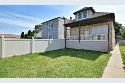 1012 N 24th Avenue, Melrose Park, IL 60160 - Photo 18