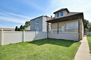 1012 N 24th Ave, Melrose Park, IL 60160 - Photo 18