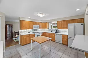 3822 Knight St, Glenview, IL 60025 - Photo 6