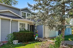 4 Berkshire Ct, Streamwood, IL 60107 - Photo 1