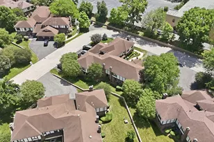 12254 S Dogwood Ln, Palos Heights, IL 60463 - Photo 2