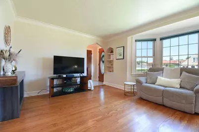 7257 W Fitch Avenue, Chicago, IL 60631 - Photo 4