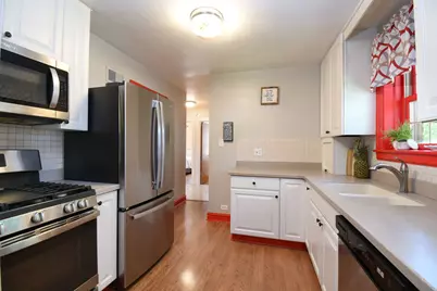 7257 W Fitch Avenue, Chicago, IL 60631 - Photo 10
