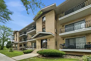 9649 S Harlem Ave, Chicago Ridge, IL 60415 - Photo 2
