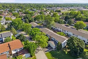 513 Dubois Cir, Bolingbrook, IL 60440 - Photo 2