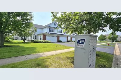 481 Silver Charm Drive #481, Oswego, IL 60543 - Photo 2