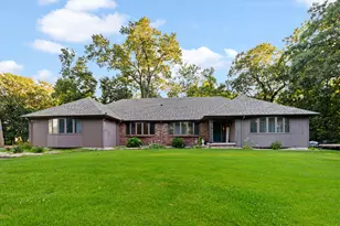 606 Mary Ln, Saint Anne, IL 60964 - Photo 1