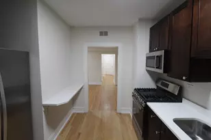 6307 N Mozart St, Chicago, IL 60659 - Photo 2