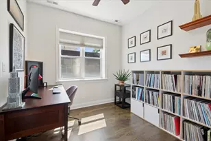 2112 W Cortland St, Chicago, IL 60647 - Photo 10