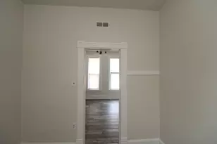 1362 N Bosworth Ave, Chicago, IL 60642 - Photo 8
