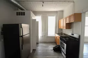 1362 N Bosworth Ave, Chicago, IL 60642 - Photo 2