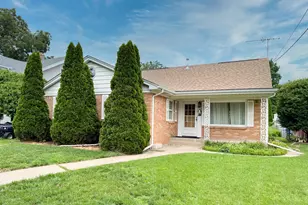 321 N London Ave, Rockford, IL 61107 - Photo 1