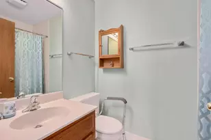 7932 Stewart Dr, Darien, IL 60561 - Photo 14