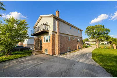 7332 Beloit Avenue, Bridgeview, IL 60455 - Photo 2
