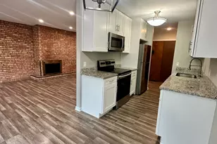 5500 Hillcrest Ln, Lisle, IL 60532 - Photo 2
