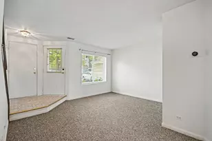 2734 Preston Ct, Aurora, IL 60502 - Photo 2