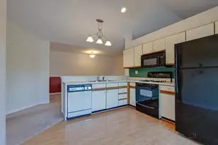 1209 Bradwell Ln, Mundelein, IL 60060 - Photo 12