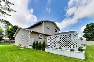 1067 Carpenter Ct, Elk Grove Village, IL 60007 - Photo 40