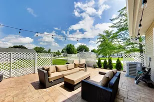 1067 Carpenter Ct, Elk Grove Village, IL 60007 - Photo 42