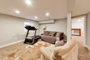 1067 Carpenter Ct, Elk Grove Village, IL 60007 - Photo 34