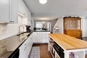 1067 Carpenter Ct, Elk Grove Village, IL 60007 - Photo 12