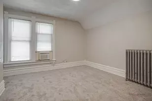 228 S Lincoln Ave, Waukegan, IL 60085 - Photo 18