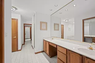 204 Jason Ct, Bloomingdale, IL 60108 - Photo 12