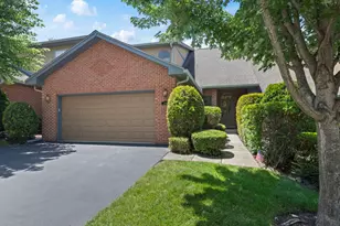 204 Jason Ct, Bloomingdale, IL 60108 - Photo 1