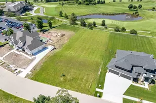 7629 Clubhouse Dr, Yorkville, IL 60560 - Photo 1