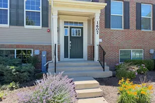 1607 Carlstedt Dr, Batavia, IL 60510 - Photo 2