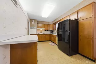 5539 La Palm Dr, Oak Forest, IL 60452 - Photo 8