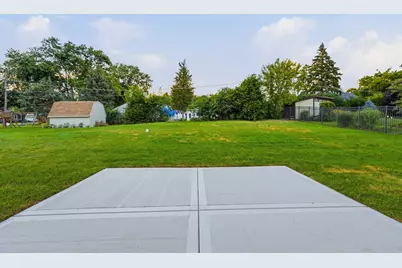 134 Holly Avenue, Darien, IL 60561 - Photo 32