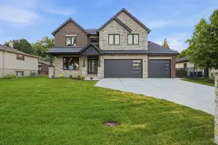 134 Holly Ave, Darien, IL 60561 - Photo 26