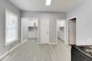 664 Lenox Ave E, Waukegan, IL 60085 - Photo 12
