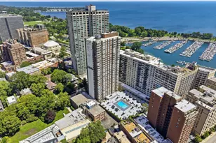 525 W Hawthorne Pl, Chicago, IL 60657 - Photo 26
