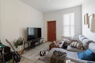 1337 W Huron St, Chicago, IL 60642 - Photo 4