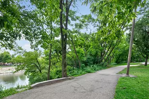 2633 W Belmont Ave, Chicago, IL 60618 - Photo 36