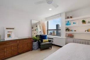 1455 N Sandburg Terrace, Chicago, IL 60610 - Photo 18