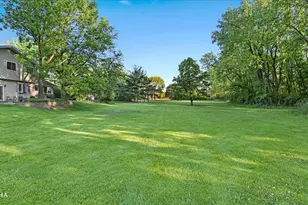 2717 Bordeaux Pl, Lisle, IL 60532 - Photo 6