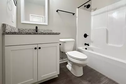 532 Anjali Court #R, Sycamore, IL 60178 - Photo 8
