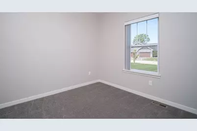 532 Anjali Court #R, Sycamore, IL 60178 - Photo 14
