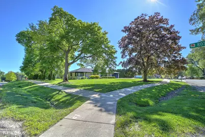 302 Goodridge Terrace, Roselle, IL 60172 - Photo 50