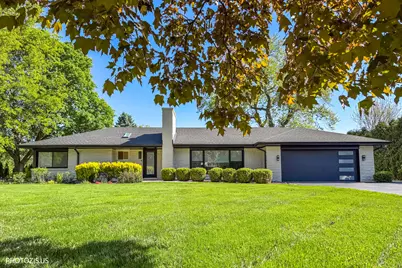 302 Goodridge Terrace, Roselle, IL 60172 - Photo 1