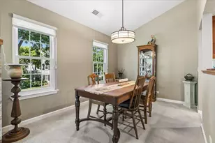 616 Edinburgh Ln, Prospect Heights, IL 60070 - Photo 6